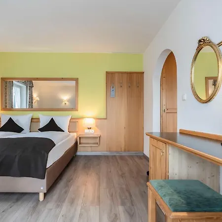 Bellevue Hotel 3*