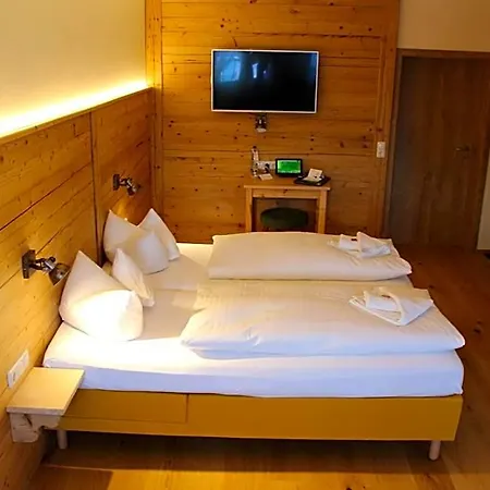 Bellevue Otel 3*